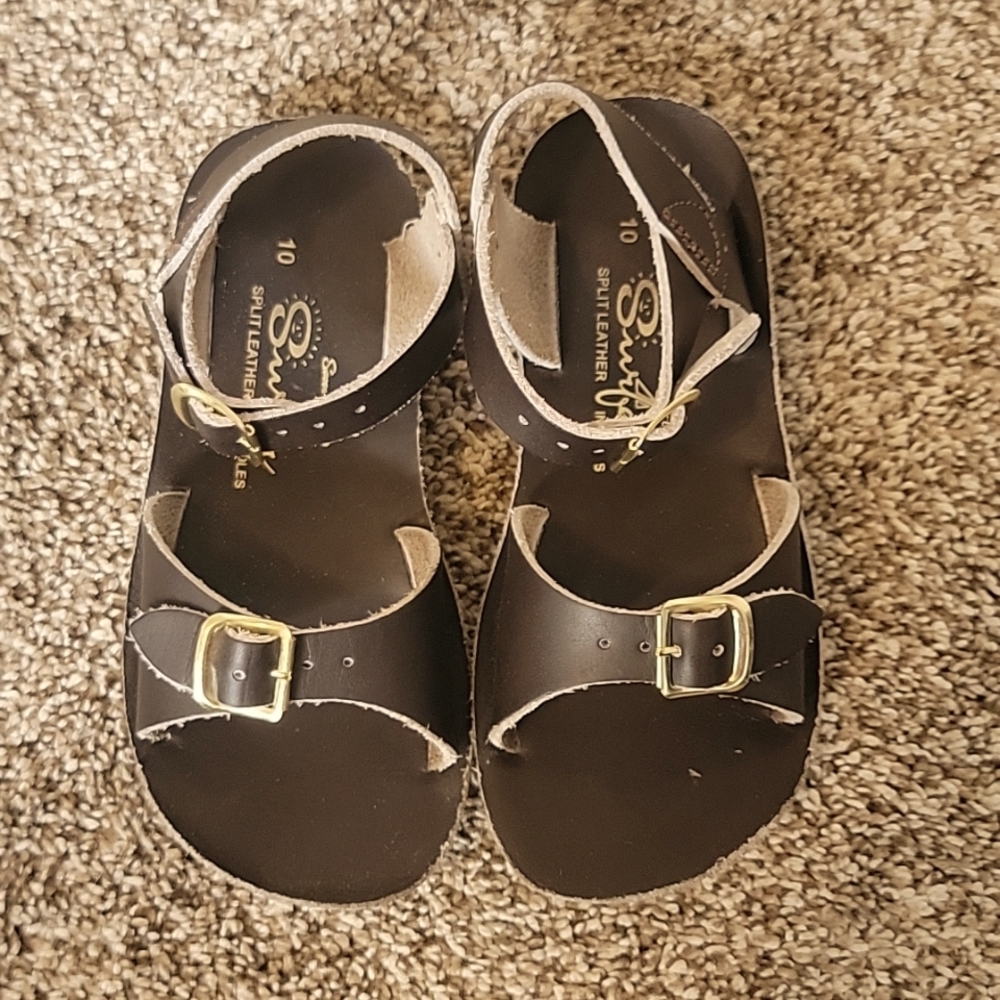 Sun-san surfer size 10